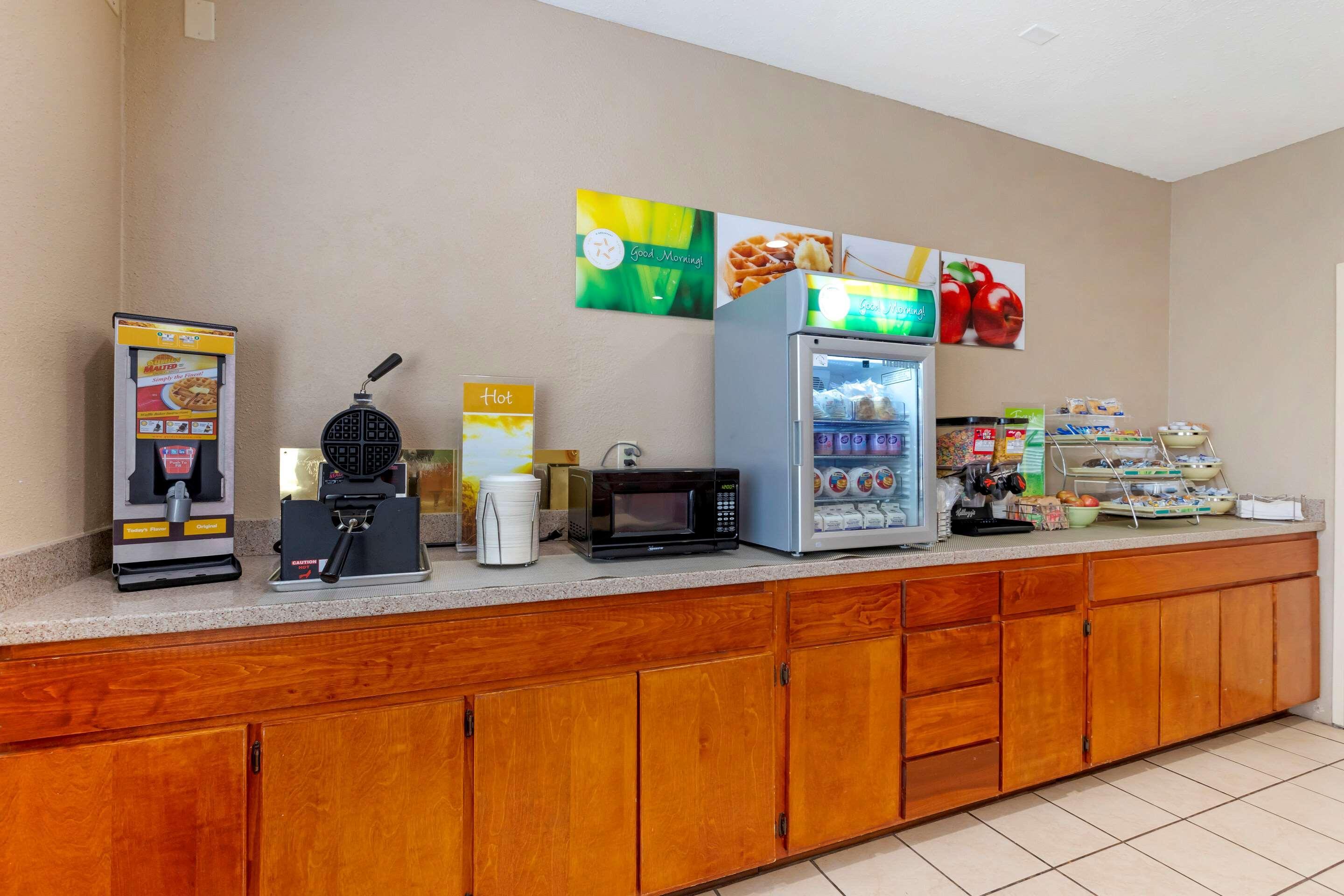 Quality Inn & Suites Keokuk North Esterno foto